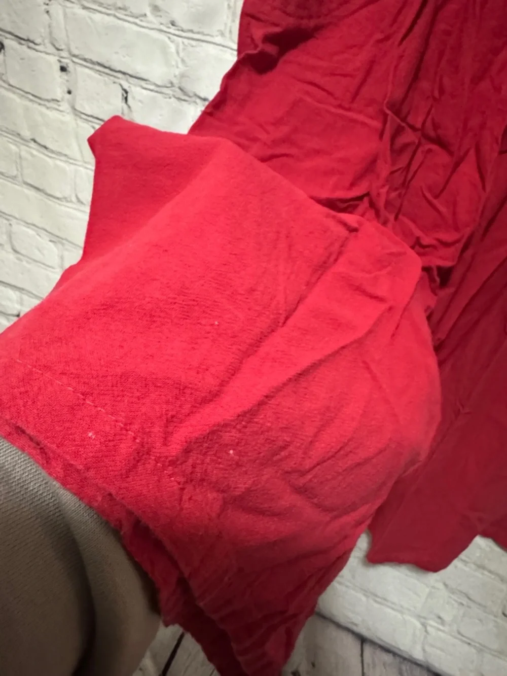 Red Elastic Waist Wide Leg Pants - Picture 3 of 6